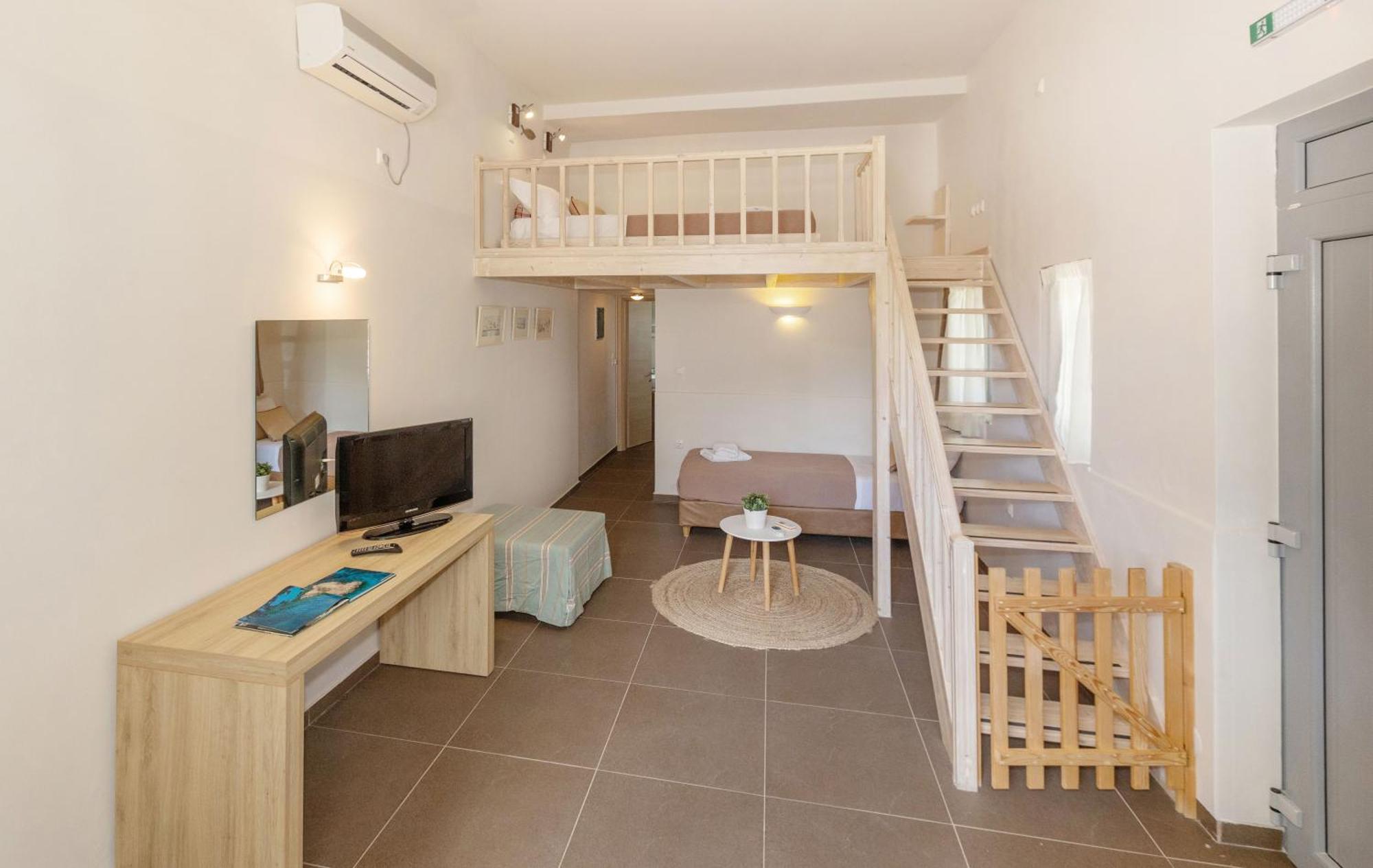 Oinoni'S Home - Aiakos Studio Souvala Esterno foto